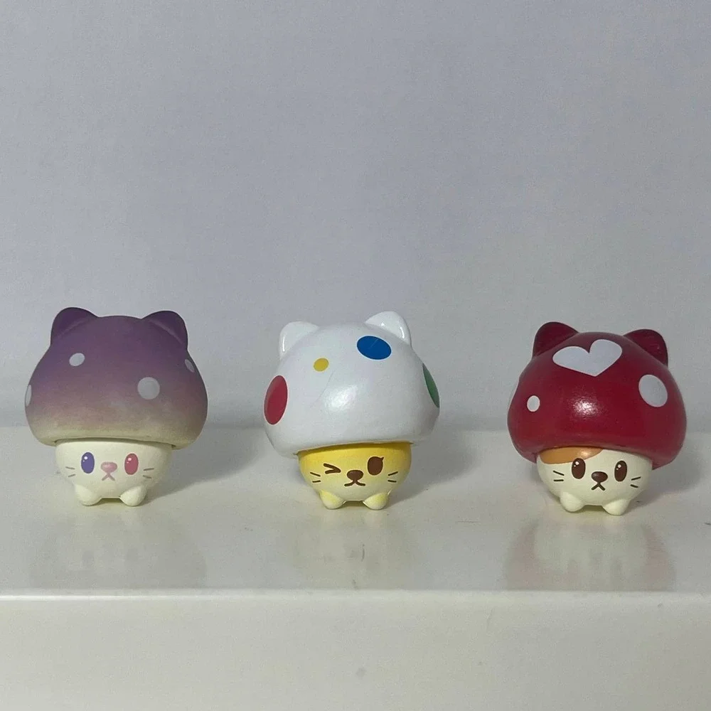 Choco Teddy Lot of 3 Mushroom Cat Mini Bean Figures Red Purple Polka Dot Rainbow
